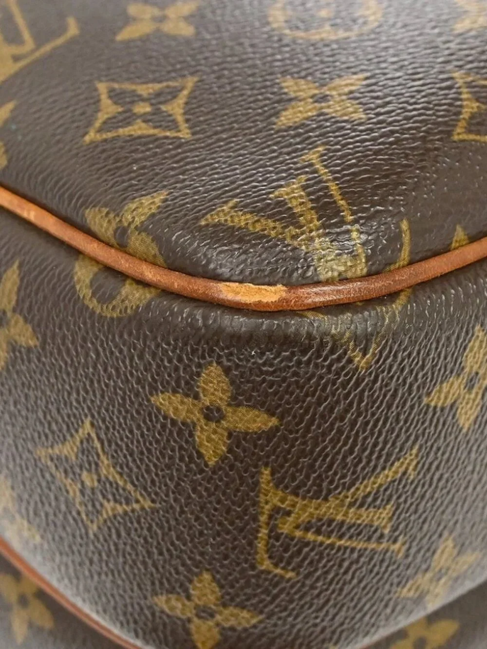 LOUIS VUITTON REPORTER PM MESSENGER SHOULDER BAG